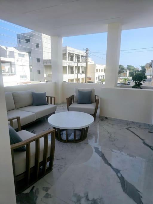 Deluxe Apartment Paphos Exterior photo