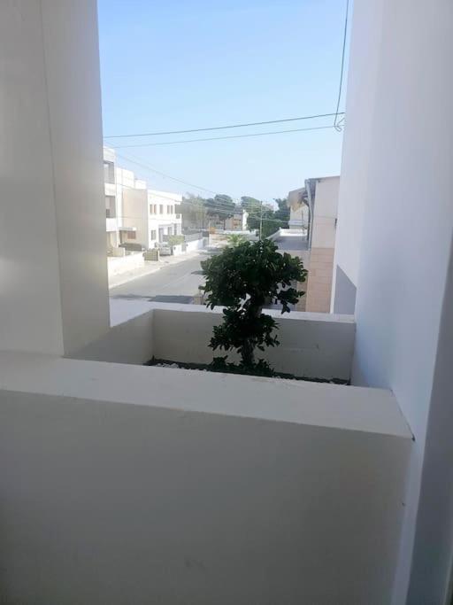 Deluxe Apartment Paphos Exterior photo